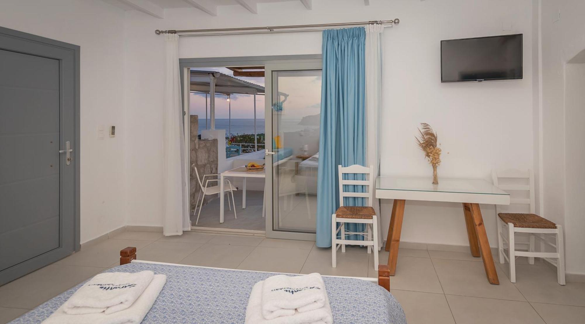 Sarantis Suites & Apartments Provatas Exterior foto